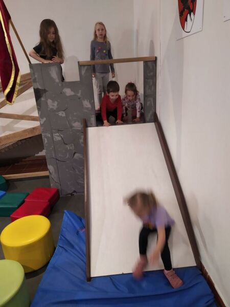 279670933 539177364541428 155596230251220100 n